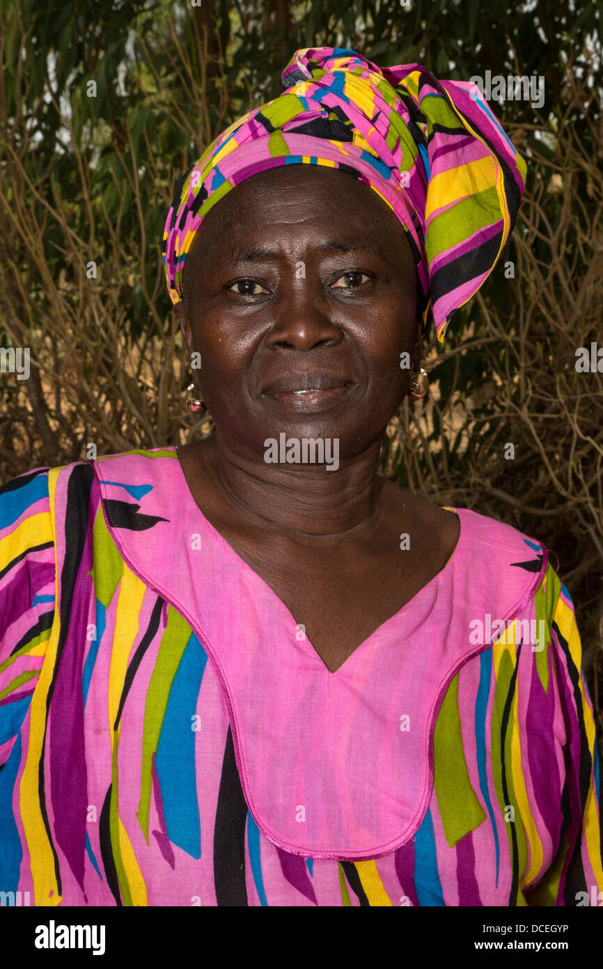 La donna senegalese, Fatick, Senegal Foto Stock