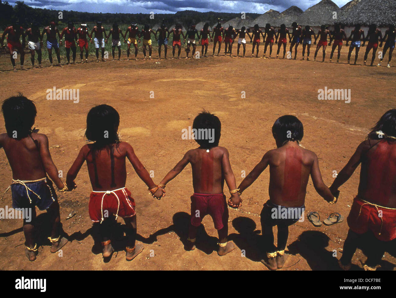 Xevante tribù indiana celebra il giorno di Capodanno in Amazzonia brasiliana 1989 Foto Stock