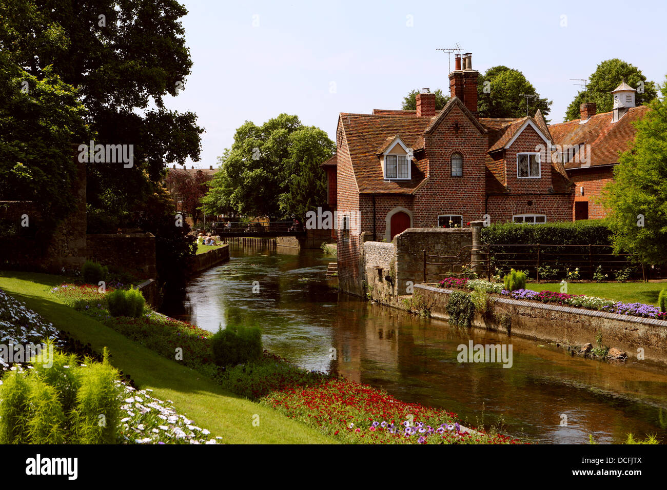 Una vista sul fiume Stour da Westgate Giardini in Canterbury Foto Stock