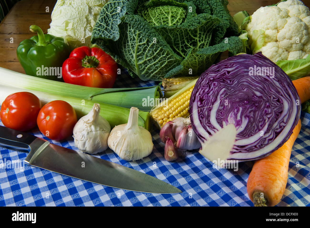 Natura morta con cavoli cappucci Foto Stock