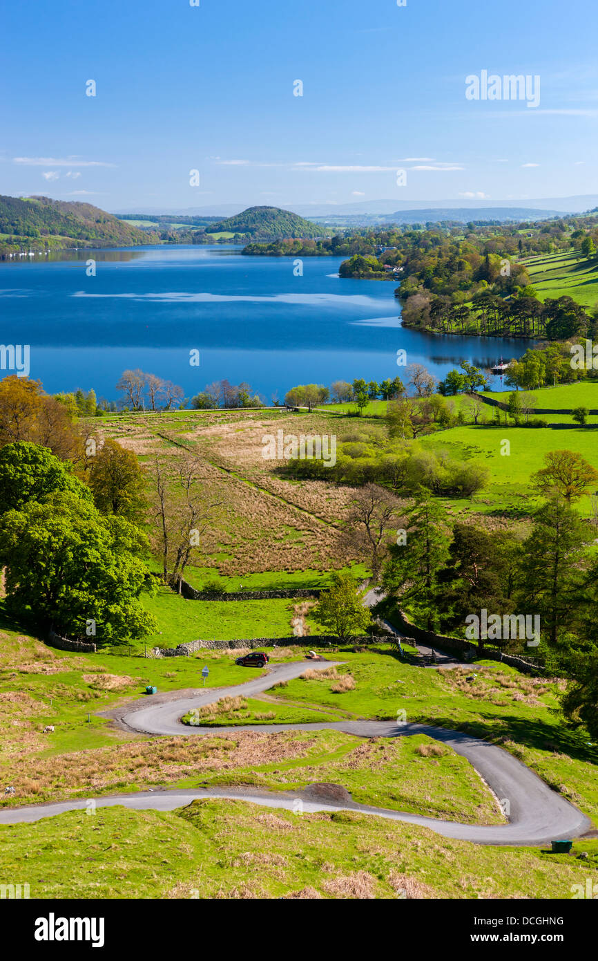 Ullswater da Martindale Road nel Parco Nazionale del Distretto dei Laghi, Howtown, Cumbria, Regno Unito, Europa. Foto Stock