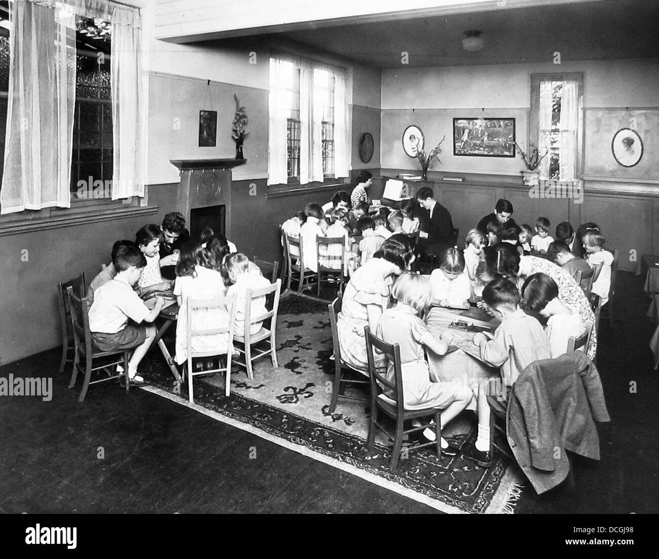 Domenica scuola nel 1940s Foto Stock
