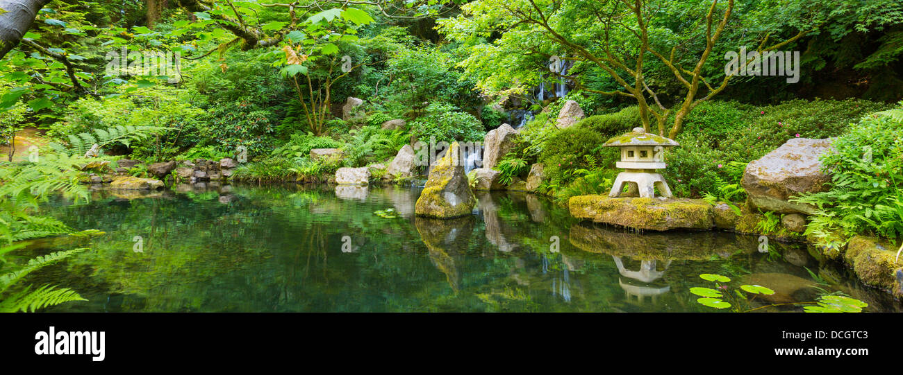 Bella giapponese Giardino Zen Foto Stock