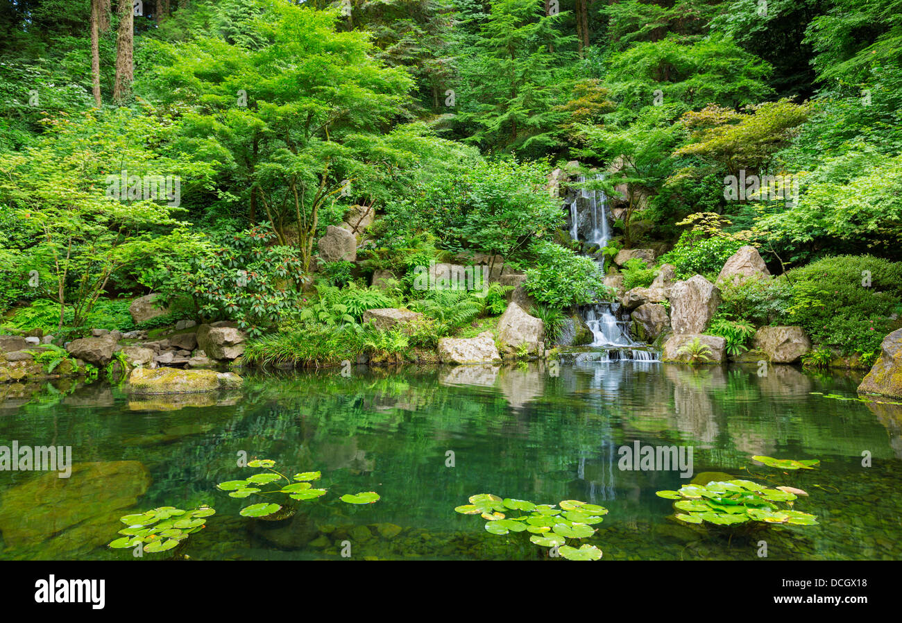 Bella giapponese Giardino Zen Foto Stock