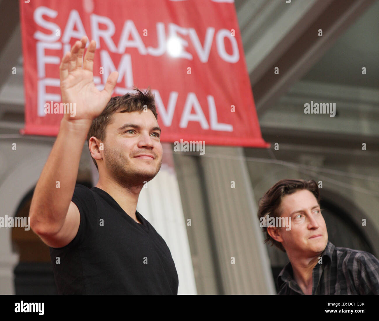 Sarajevo, Bosnia e Erzegovina, 18 Agosto, 2013. Attore Emile Hirsch e regista David Gordon Green sul tappeto rosso del XIX Festival del Film di Sarajevo. © Jasmin Bruto/Alamy Live News Foto Stock