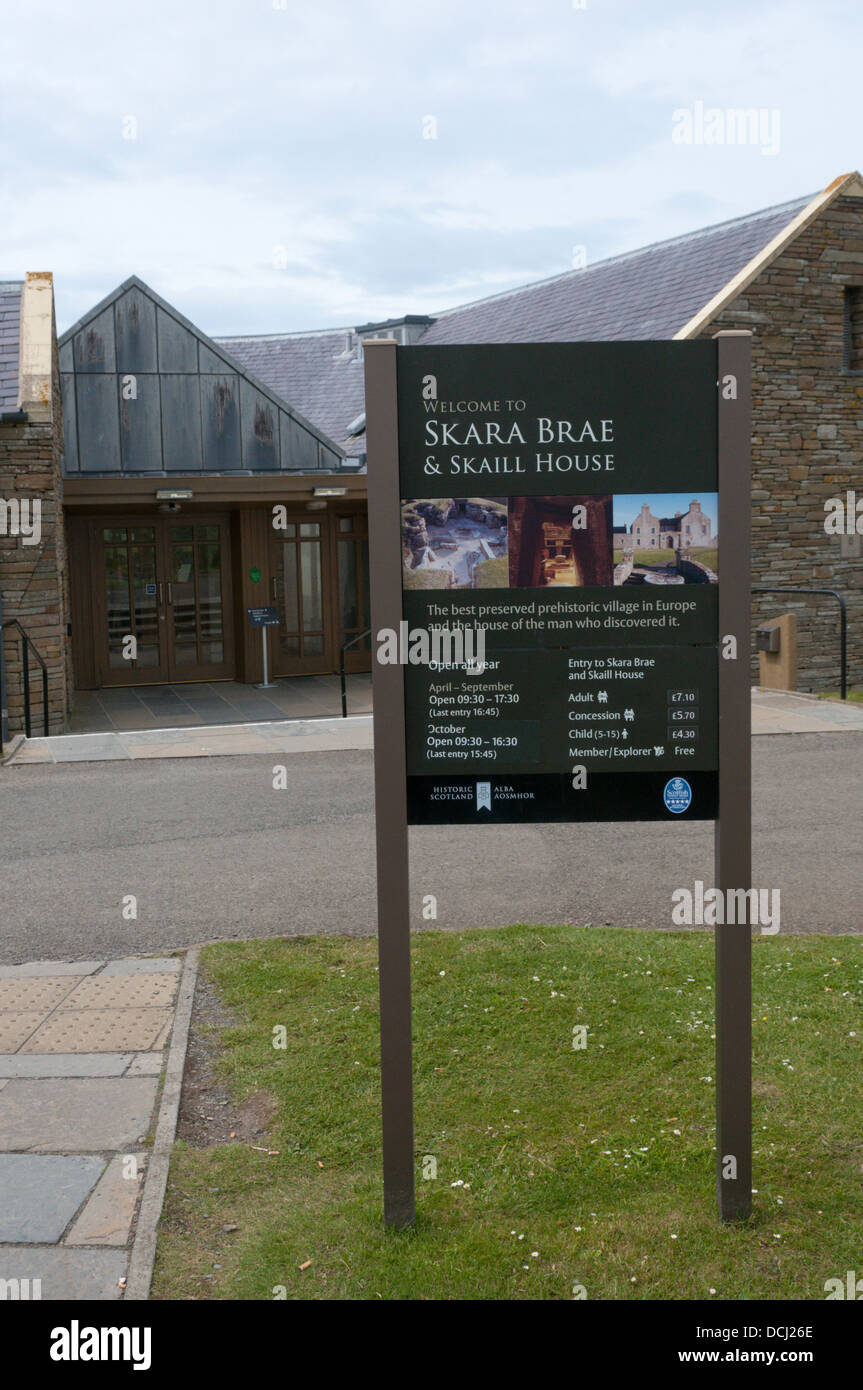 Benvenuto a Skara Brae e Skaill House segno. Foto Stock