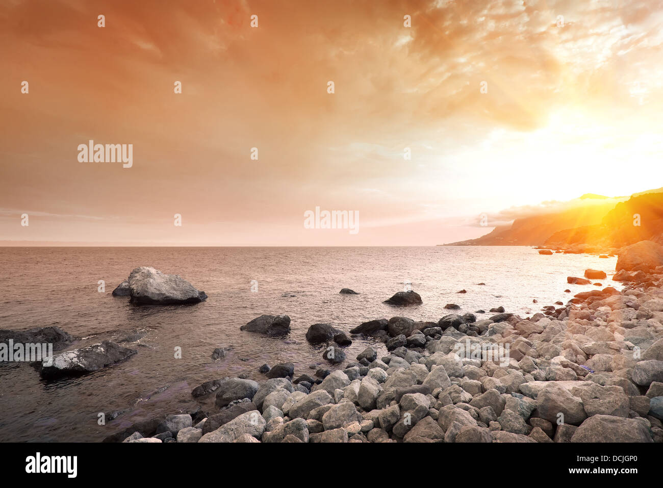 Scenic tramonto al mare nero in Crimea Foto Stock