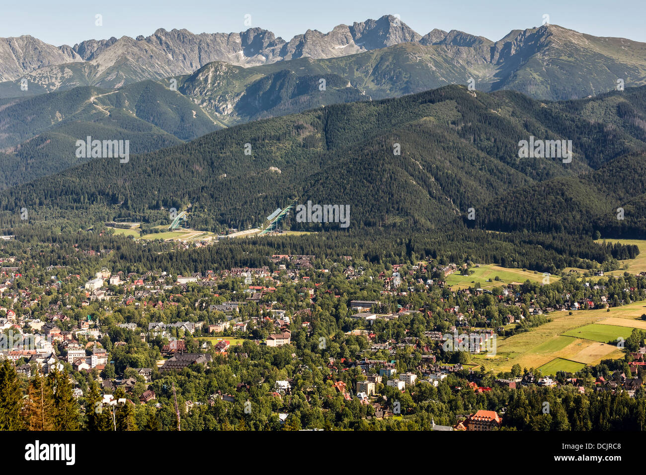 Città di Zakopane, salti di sci e Tatra Foto Stock