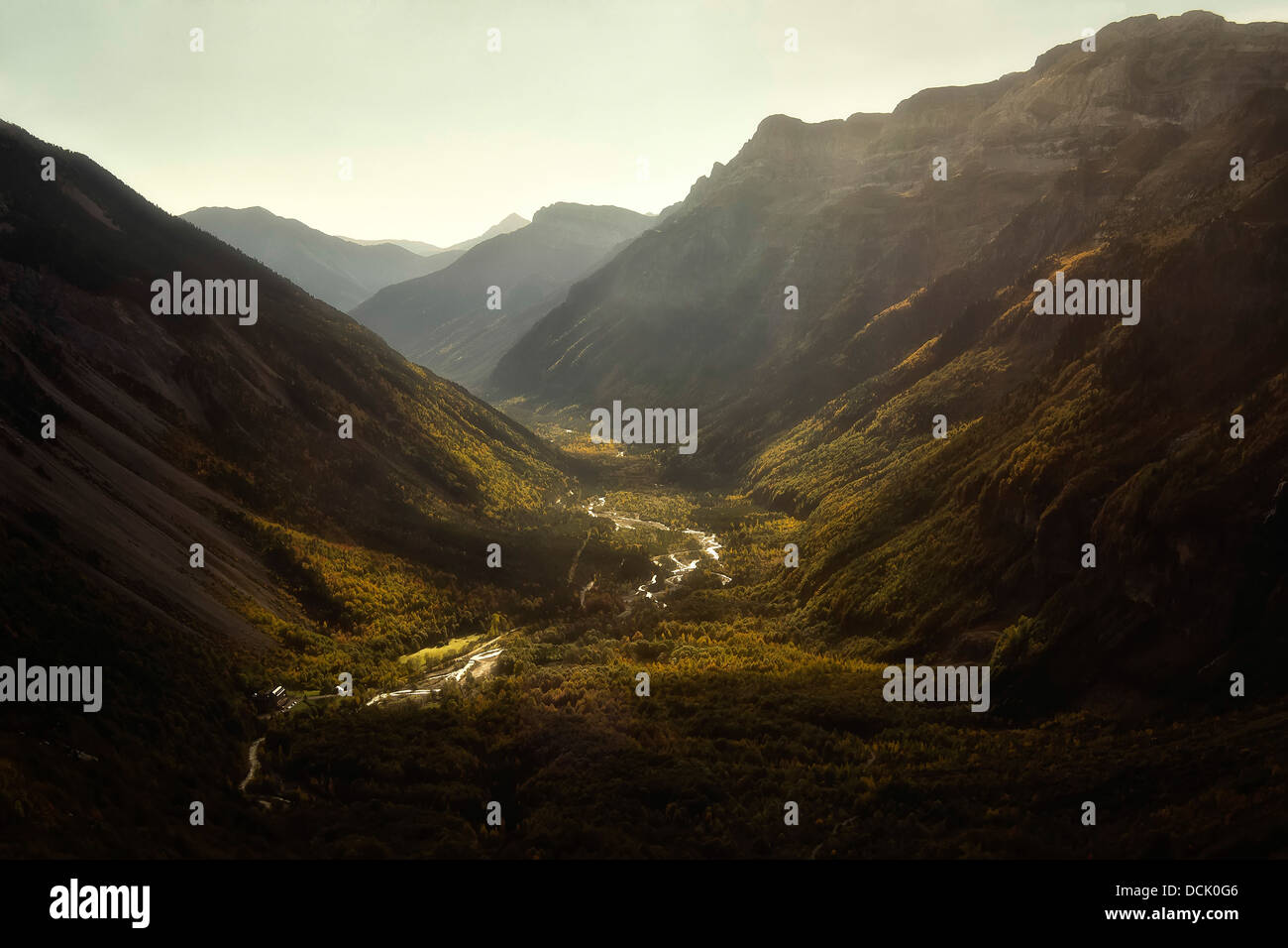 Alba in Valle Pineta, pirenei spagnoli, Spagna Foto Stock