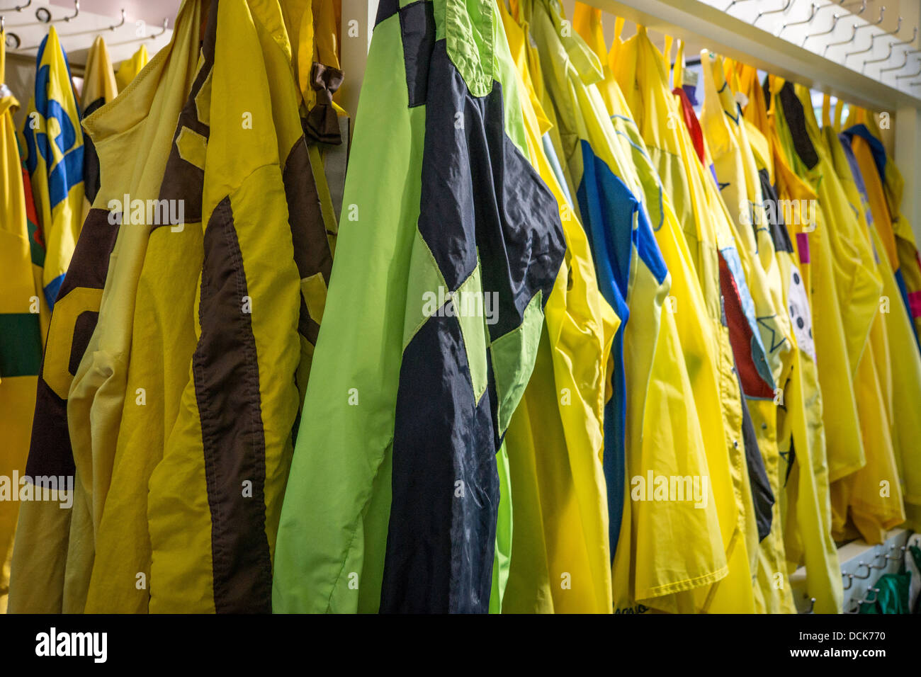 La sete stanza a Saratoga canalina contiene 3.500 fantini sete" organizzato dal colore unico con combinazioni di colore per ciascun proprietario. Foto Stock