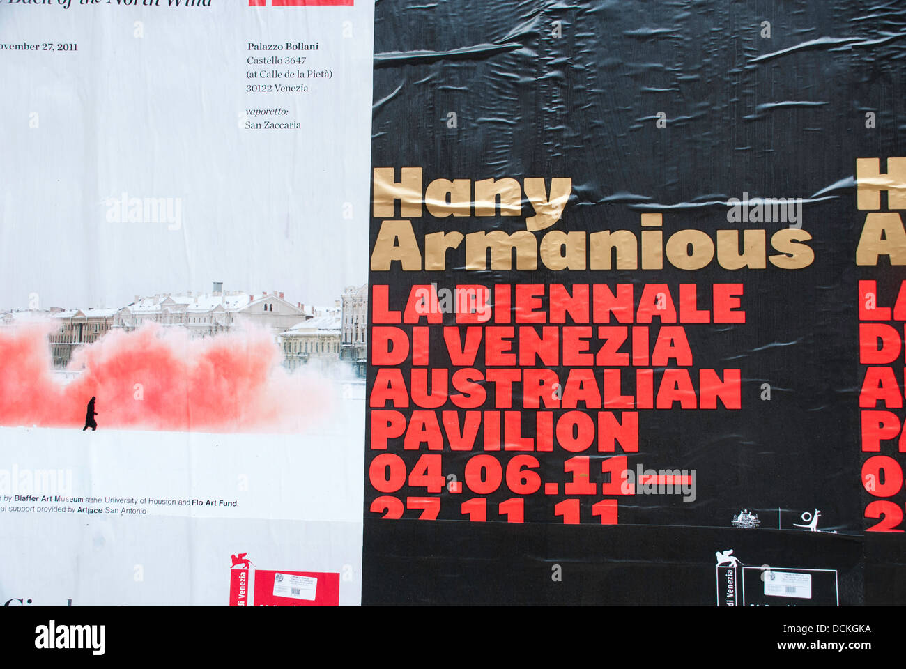 Manifesti pubblicitari per la Biennale del 2011, Venezia, Italia Foto Stock