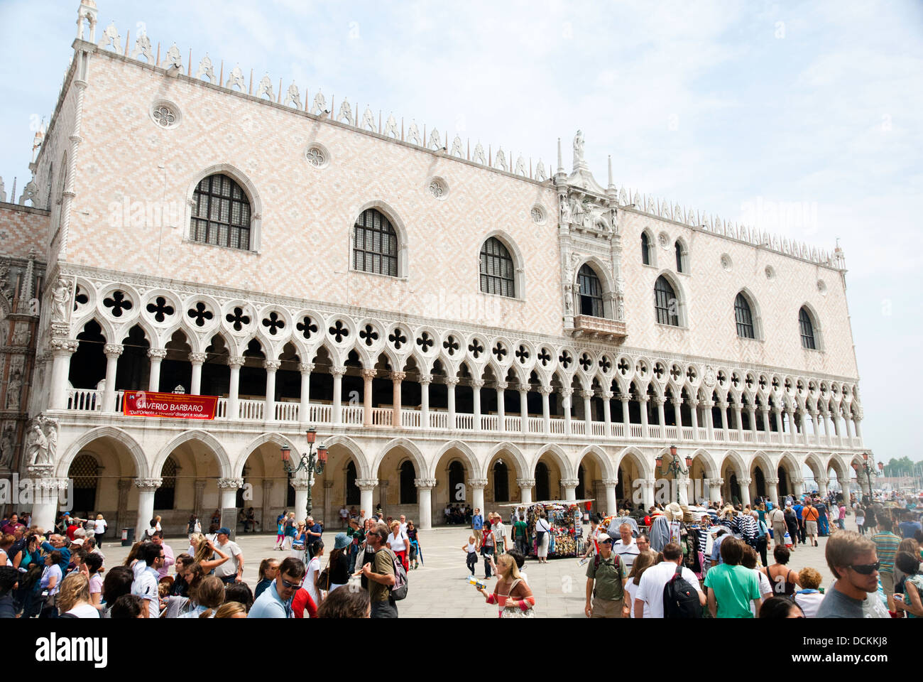Il Palazzo Ducale come visto dalla Piazzetta Foto Stock