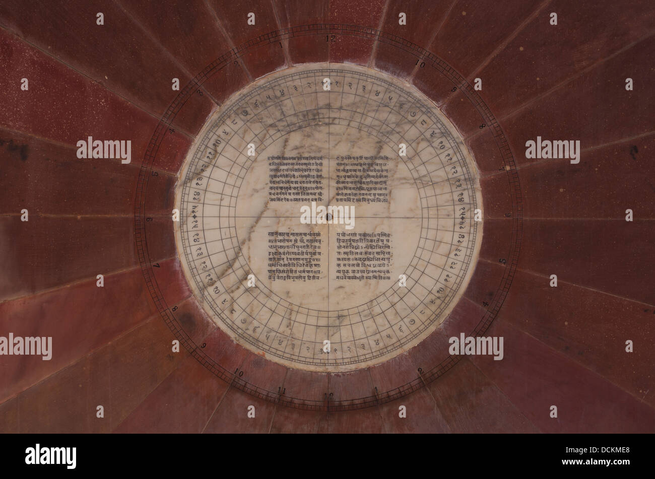 Dispositivi astronomici a Jantar Mantar Observatory - Jaipur, Rajasthan, India Foto Stock
