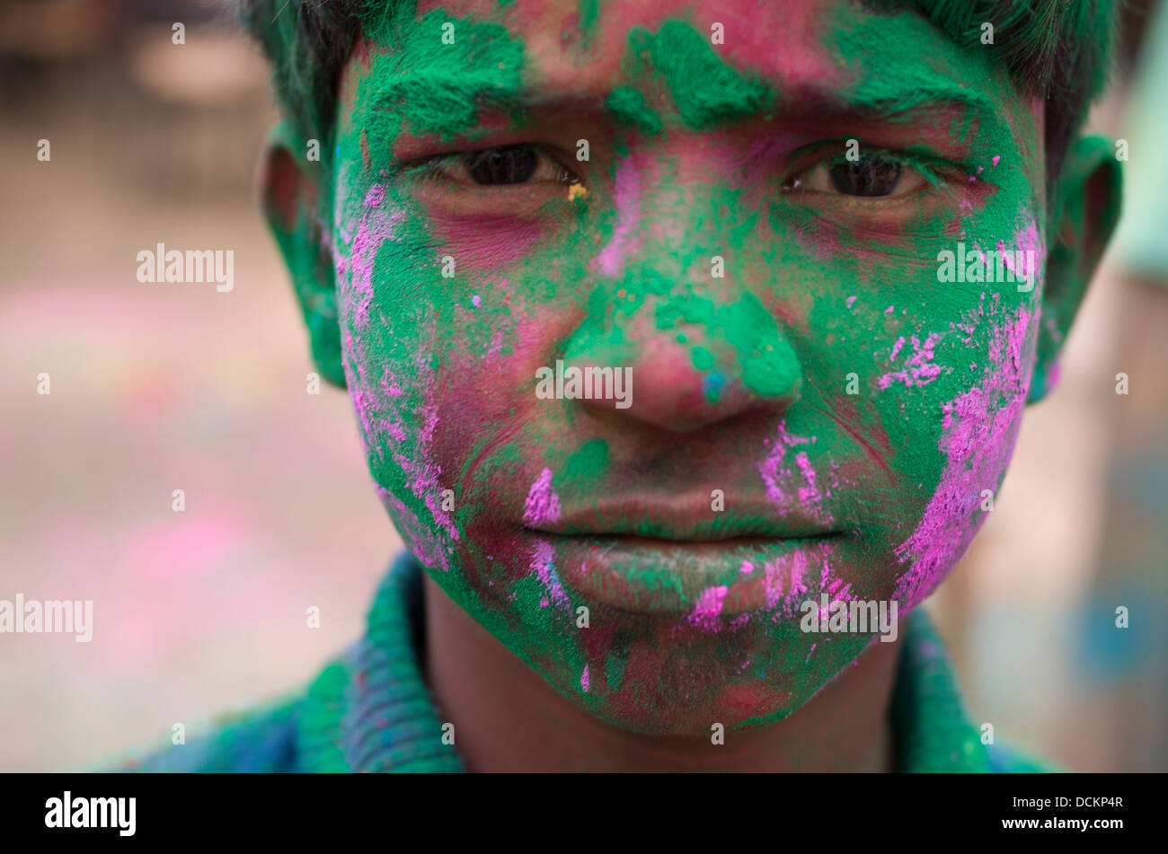 Celebrare Holi, Festival di colori, una molla festival indù - Jaipur, Rajasthan, India Foto Stock
