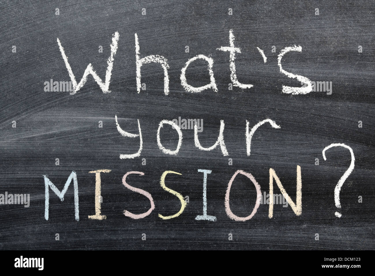 Qual è la tua missione? Interrogazione scritta a mano sulla scuola di Blackboard Foto Stock