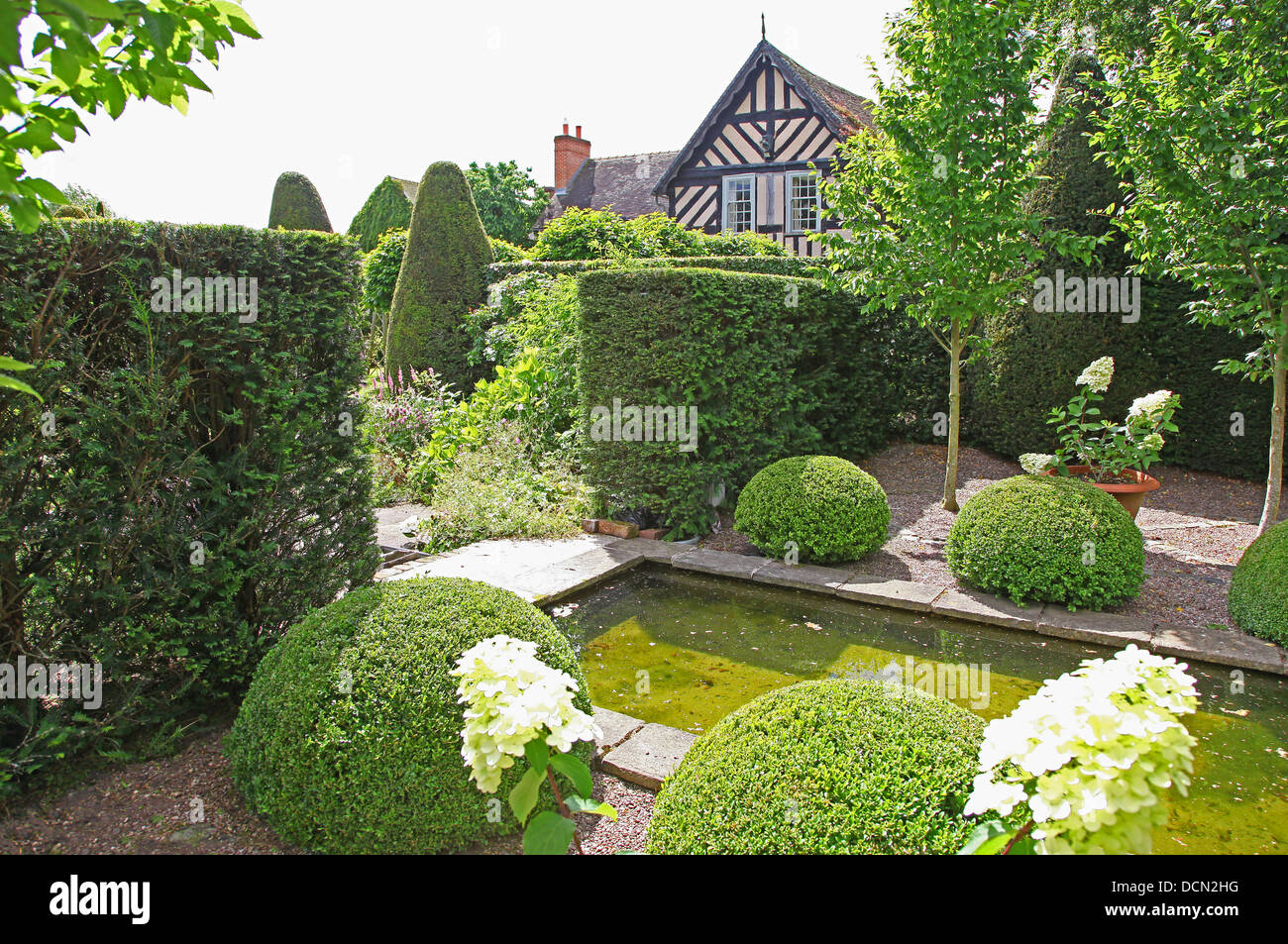 Wollerton Old Hall Giardini Giardino Wollerton Market Drayton Shropshire England Regno Unito Foto Stock