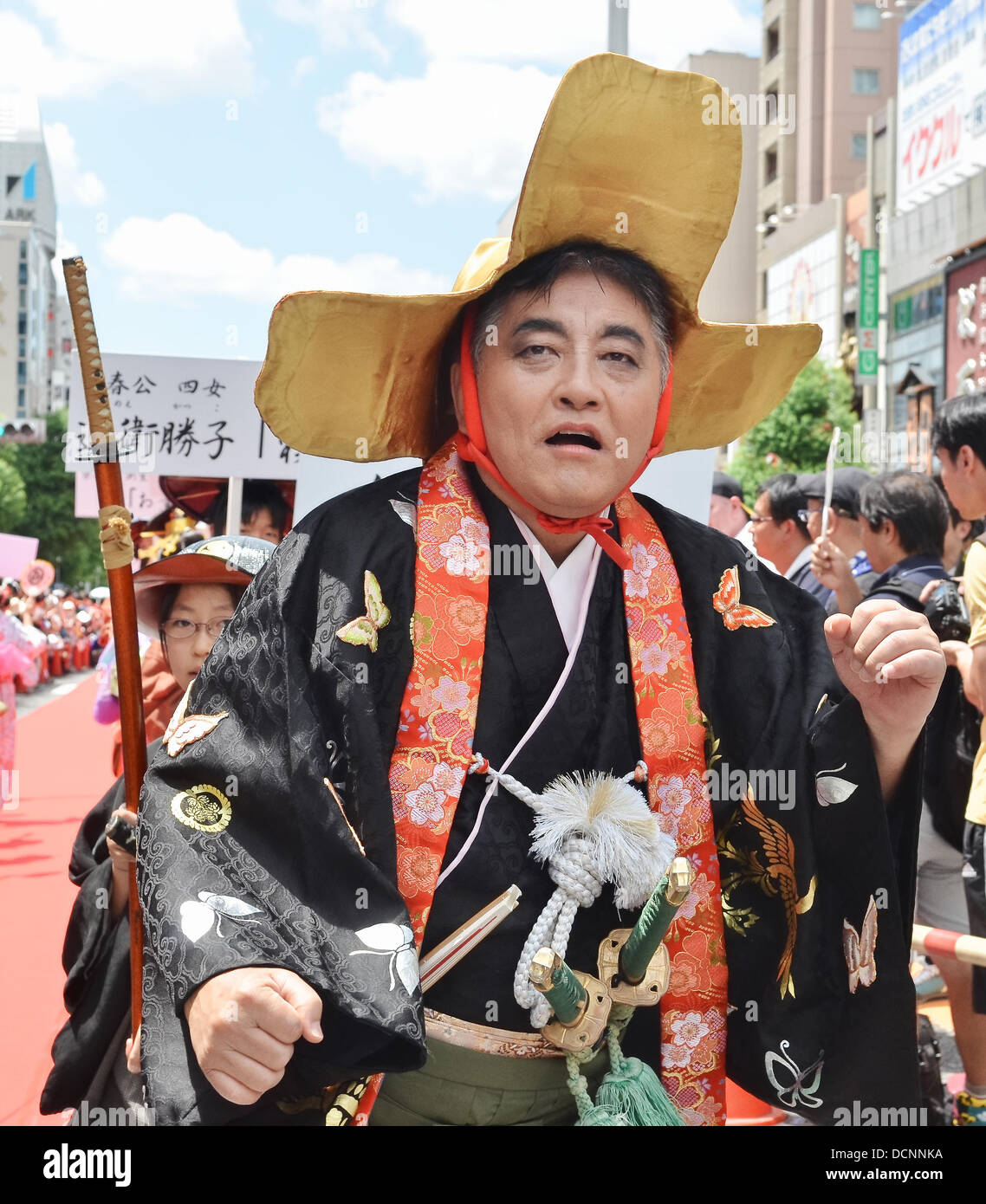 Agosto 3, 2013, Nagoya, Aichi, Giappone : Sindaco di Nagoya Takashi Kawamura assiste il tappeto rosso cerimonia per il 'World Cosplay Summit 2013' a Nagoya, nella prefettura di Aichi, Giappone, il 3 agosto 2013. (Foto di AFLO) Foto Stock