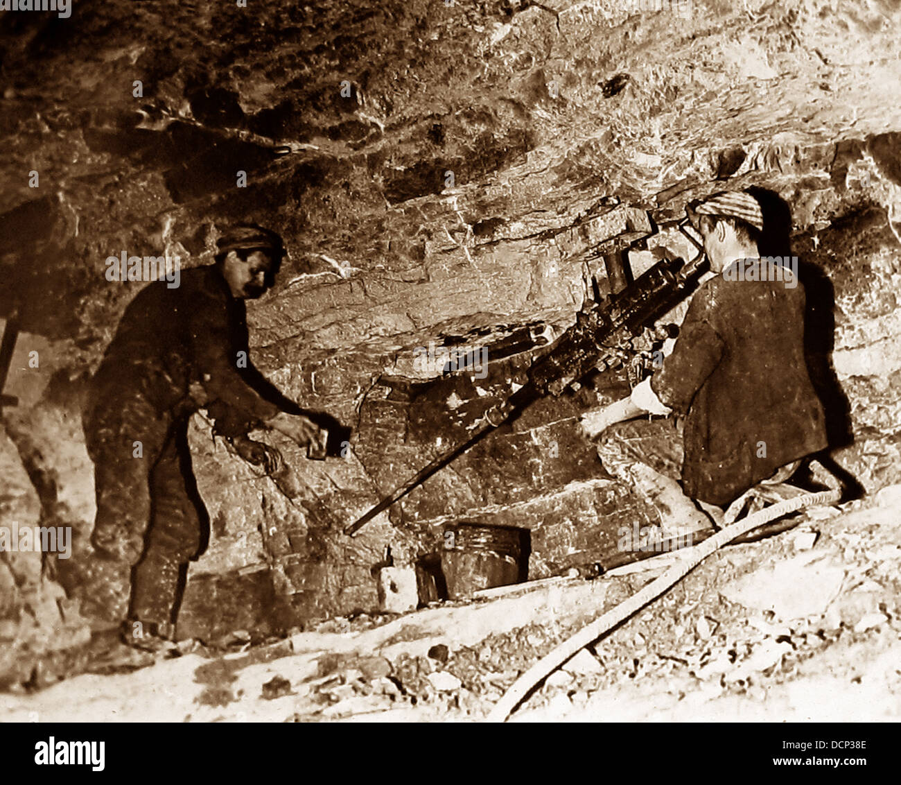 Miniere di carbone di trapanare i fori con un trapano meccanizzata inizio novecento Foto Stock