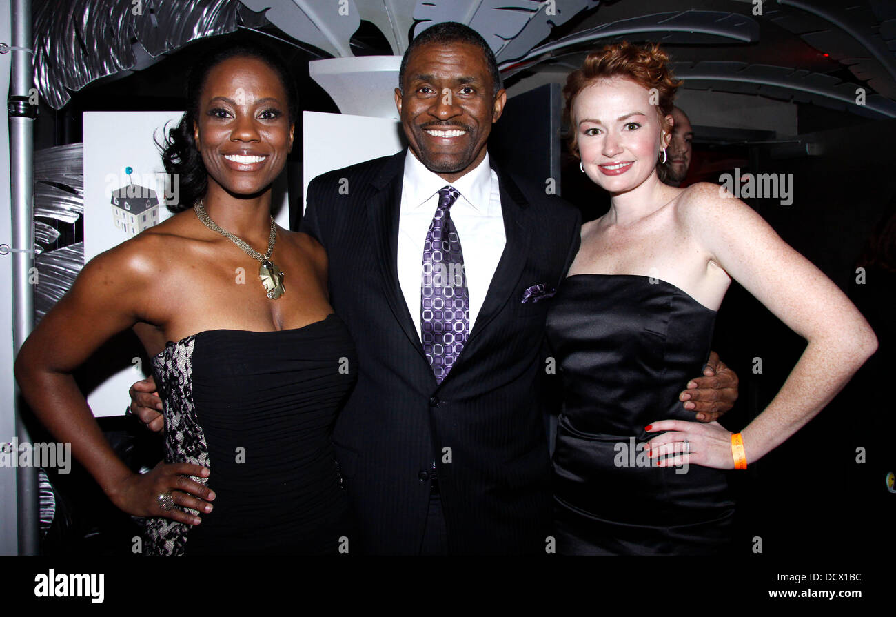 Zakiya Young, Preston Bates e Gretchen Hall apertura notturna del gioco di Broadway "tick volare' al Cort Theatre - Afterparty New York City, Stati Uniti d'America - 08.12.11 Foto Stock