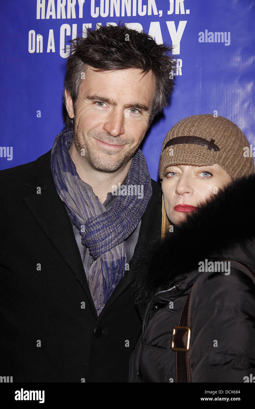 Jack Davenport apertura notturna del musical di Broadway di produzione "in una giornata limpida si può vedere per sempre" al St. James Theatre - Arrivi. La città di New York, Stati Uniti d'America - 11.12.11 Foto Stock