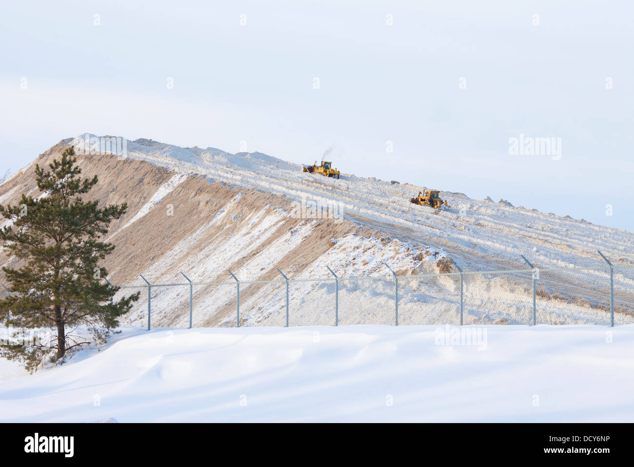 Accumulo di neve sito; Edmonton, Alberta, Canada Foto Stock