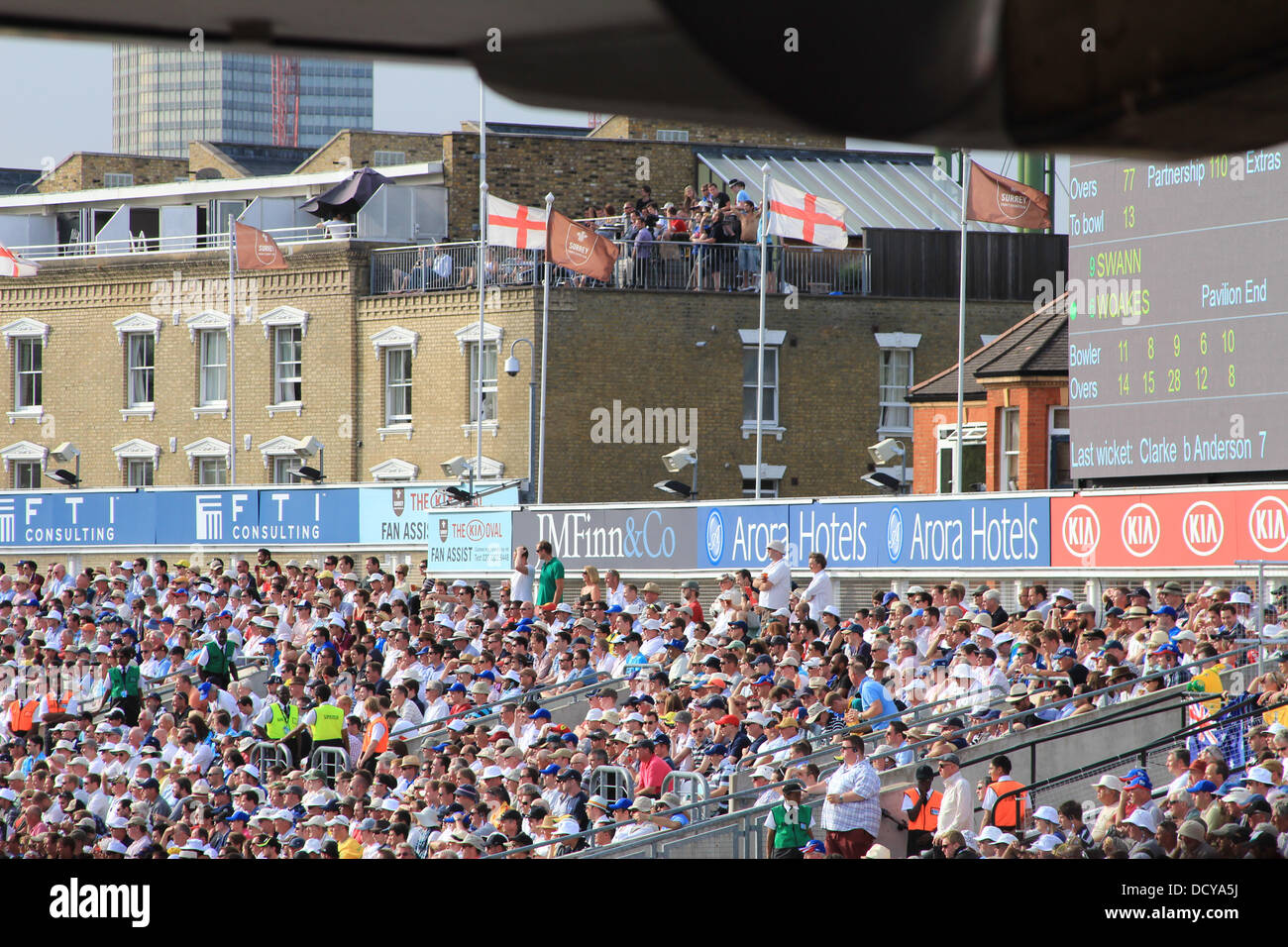 Londra, Regno Unito. Il 21 agosto 2013. Il giorno 1 della quinta prova Investec corrispondono al ovale. "Le ceneri' Credit: Ashok Saxena/Alamy Live News Foto Stock
