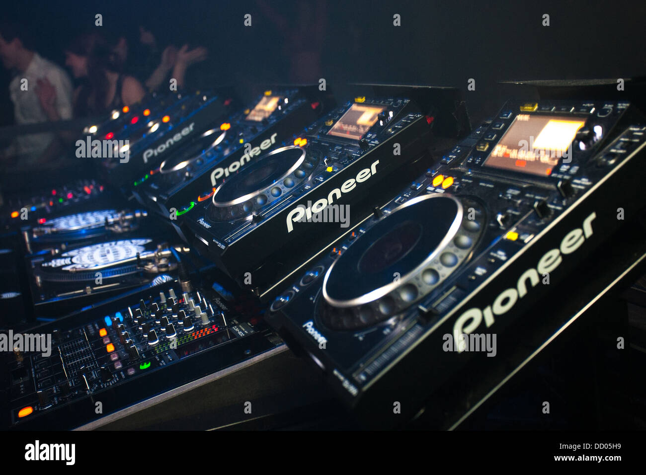 © foto di Rob Fisher / RobFisherPhotographic.co.uk. CDJ 2000's @ Ministero del suono, Londra. Foto Stock