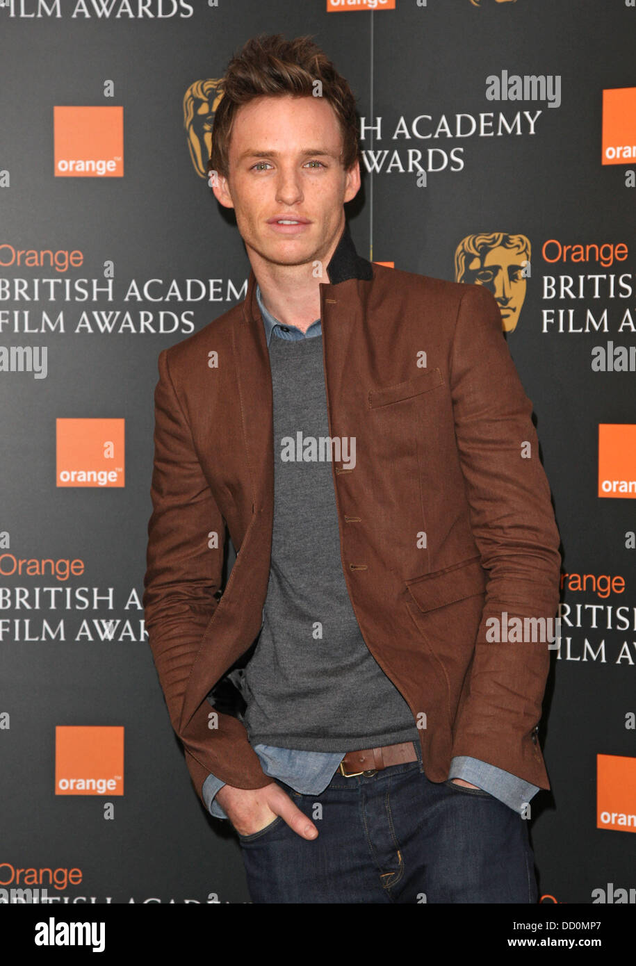 Eddie Redmayne Orange Mercoledì Rising Star Award nominee preferiti annuncio tenutosi a BAFTA HQ su Piccadilly Londra Inghilterra - 11.01.12 Foto Stock