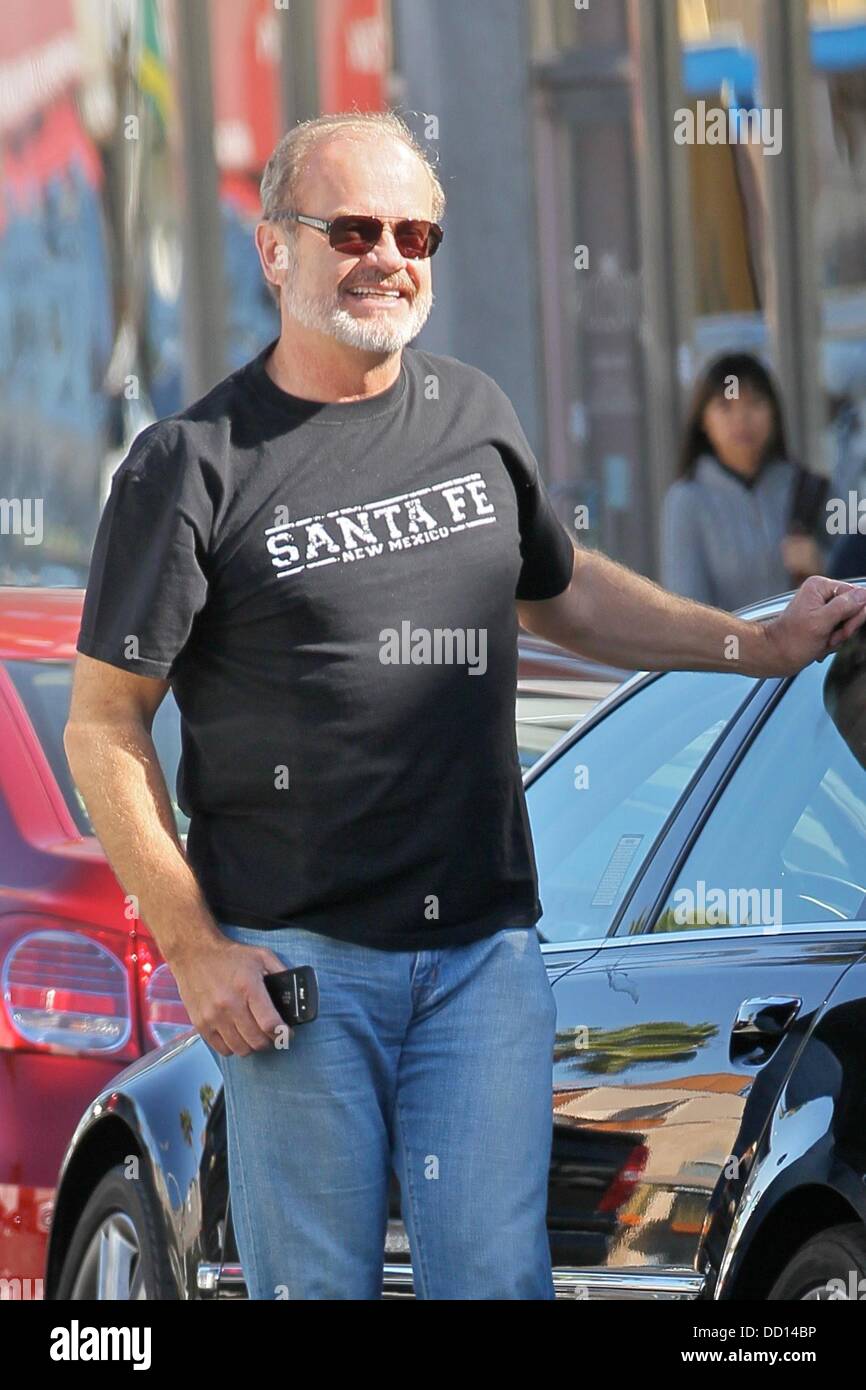 Kelsey Grammer e sua moglie colazione fuori a Beverly Hills Los Angeles, California - 17.01.12 Foto Stock