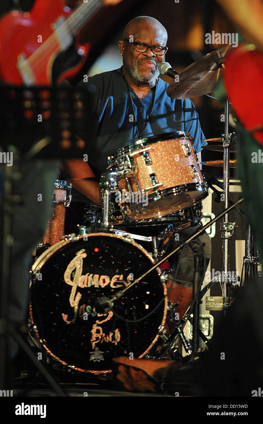 Johanson Jaimo della Allman Brothers Band suona presso il Seminole Hard Rock Hotel e Casino' Hard rock dal vivo. Hollywood Florida - 18.01.12, Foto Stock