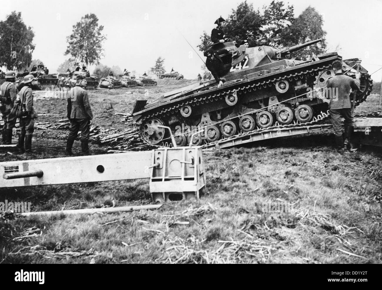 L'immagine della Propaganda nazista! Mostra un carro armato della Wehrmacht tedesca nel contesto della loro invasione della Polonia il 1 settembre 1939, con la quale iniziarono la seconda guerra mondiale. Fotoarchiv für Zeitgeschichte Foto Stock