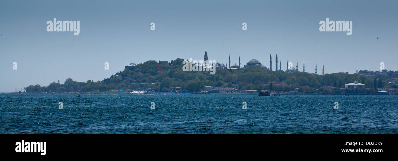 Il Topkapi Palace e il lungomare, ad Istanbul in Turchia. Foto Stock