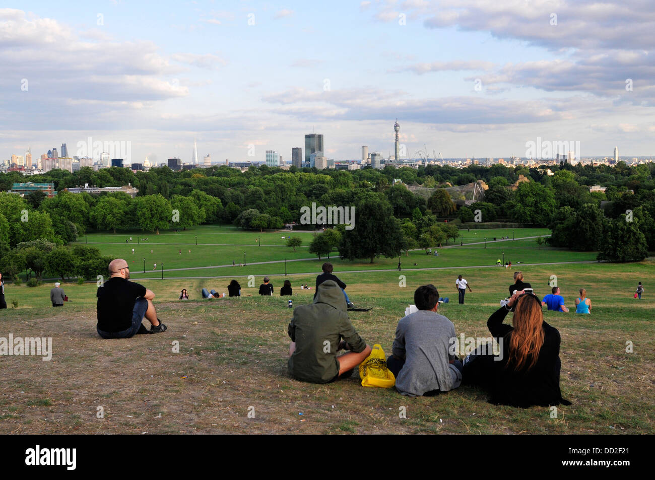Una vista del centro di Londra da Primrose Hill, Regno Unito Foto Stock