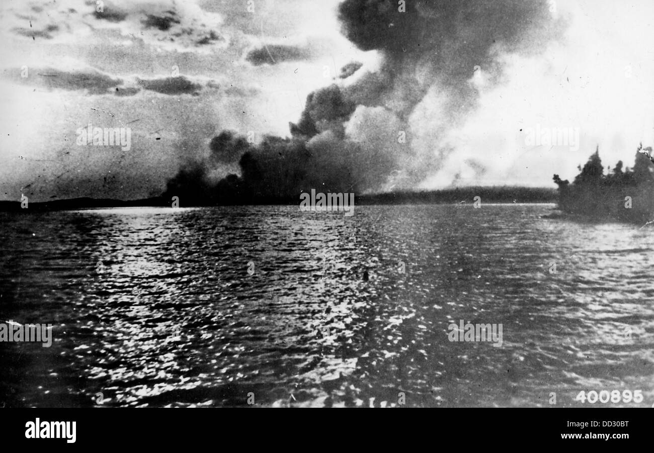 Il Canadian Outbreak Fire si riferisce a un significativo evento di incendio in Canada. Ha causato una distruzione diffusa e ha provocato grandi sforzi antincendio in tutta la regione. Foto Stock Il Canadian Outbreak Fire si riferisce a un significativo evento di incendio in Canada. Ha causato una distruzione diffusa e ha provocato grandi sforzi antincendio in tutta la regione. Foto Stock