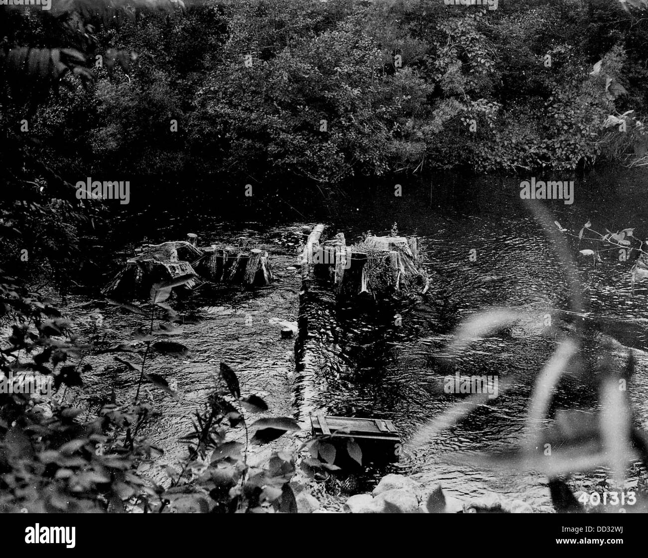 Il progetto White River Stream Improvement si concentra sul miglioramento del flusso idrico e delle condizioni ambientali nel White River per sostenere gli ecosistemi e le comunità locali. Foto Stock