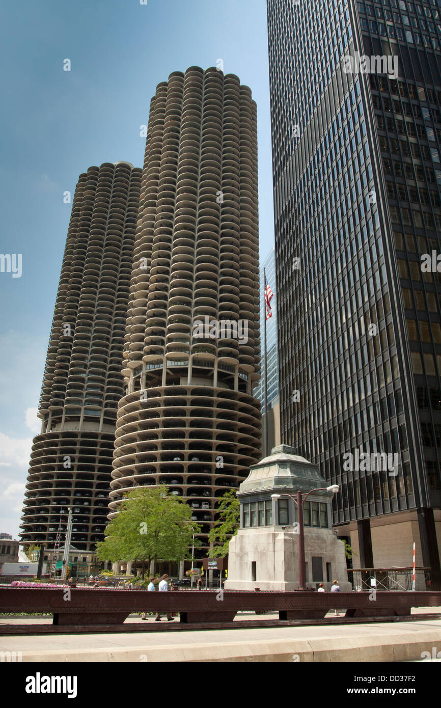 Marina City complex progettato da Bertrand Goldberg nel 1959 e completato nel 1964 Foto Stock