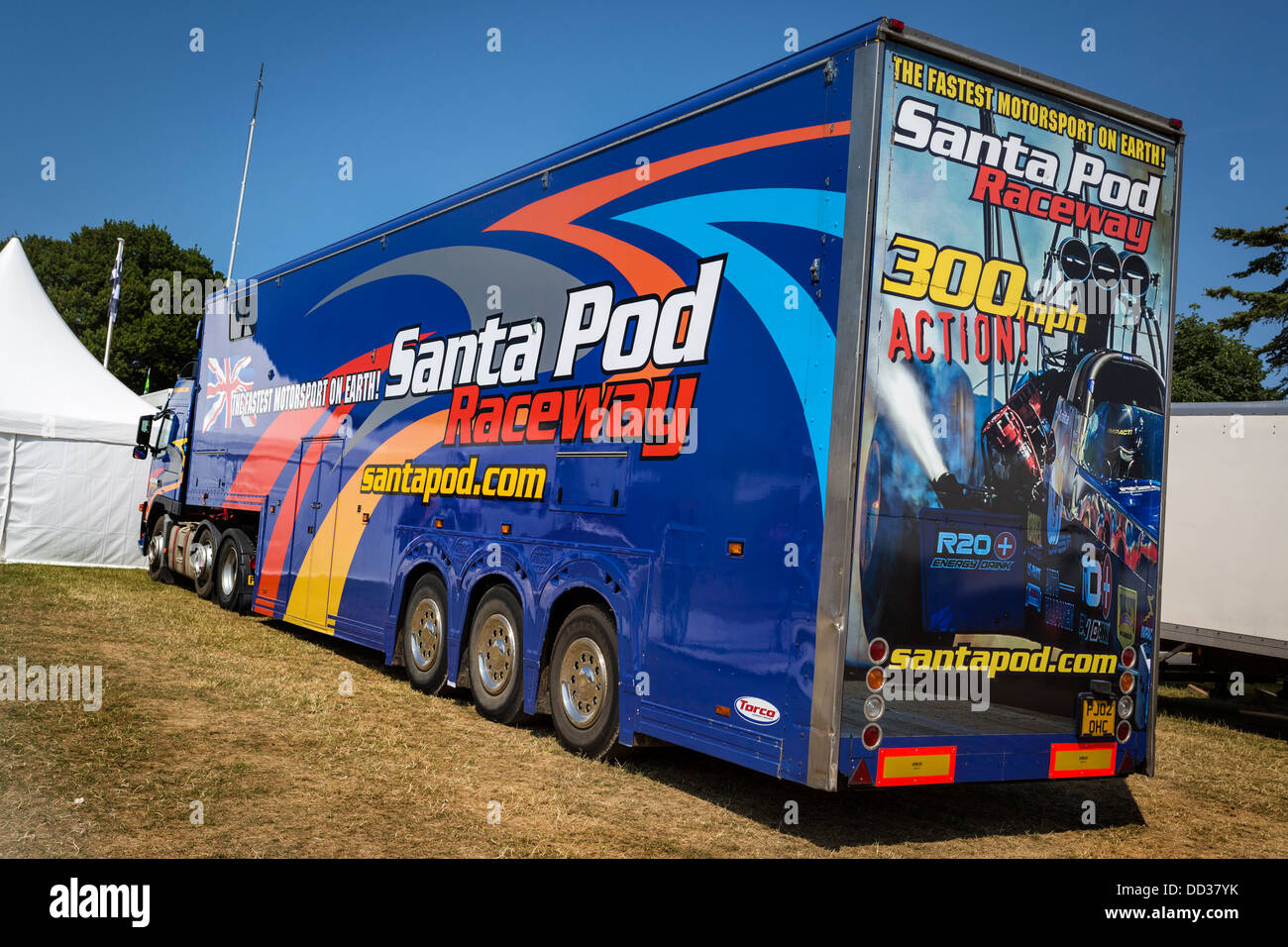 La Volvo FM12 Santa Pod Raceway transporter al 2013 Goodwood Festival of Speed, Sussex, Regno Unito Foto Stock