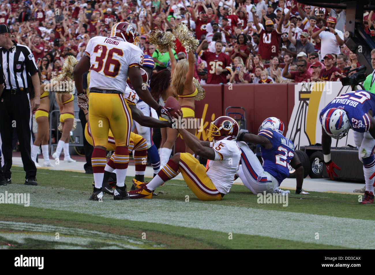 Sabato 24 Agosto, 20133, Washington Redskins ospita le fatture della Buffalo di FedEx Campo in Landover Maryland per il terzo gioco di preseason. Washington Redskins vincere 30-7. Credito: Khamp Sykhammountry/Alamy Live News Foto Stock