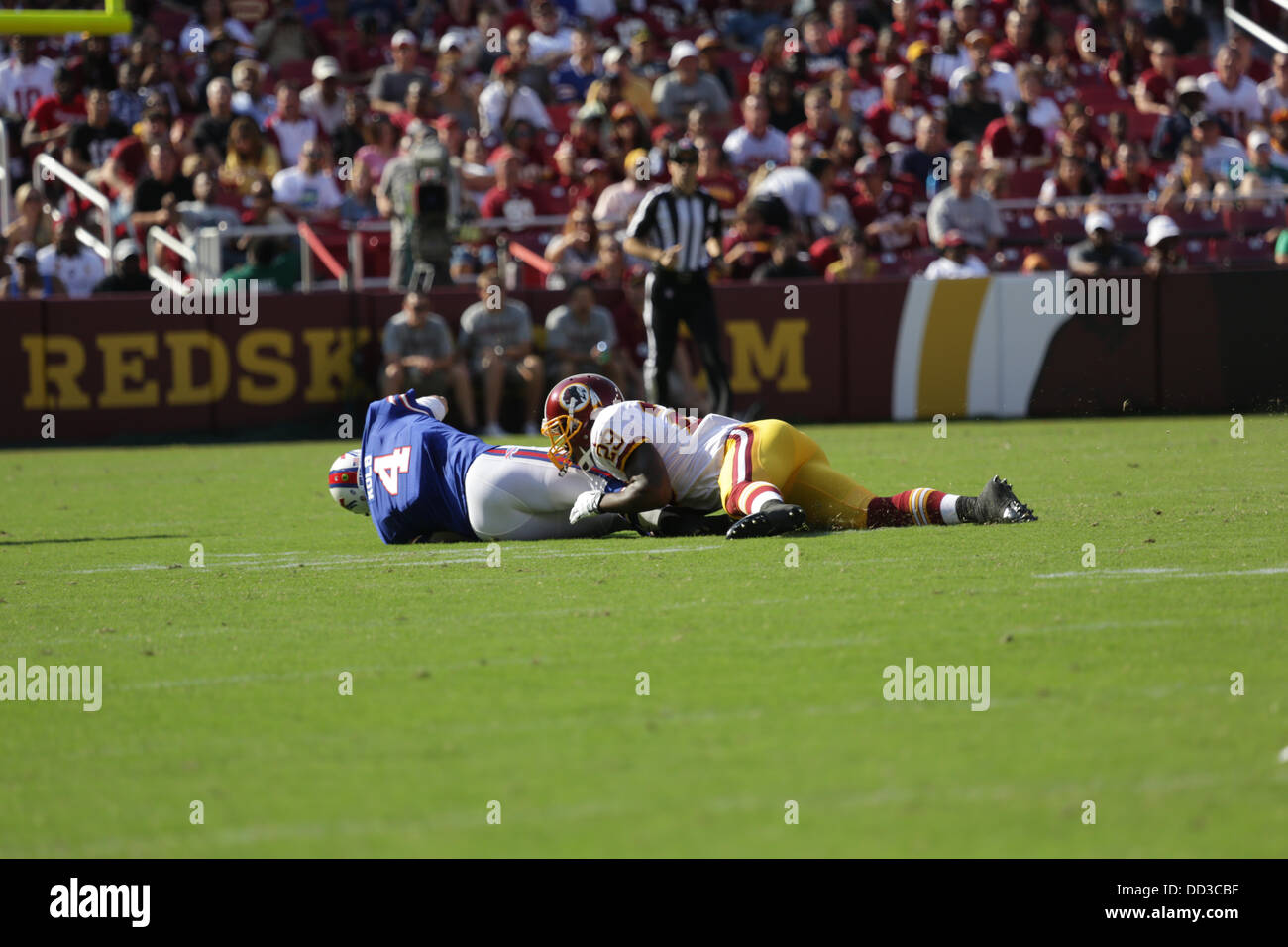 Sabato 24 Agosto, 2013, Washington Redskins ospita le fatture della Buffalo di FedEx Campo in Landover Maryland per il terzo gioco di preseason. Washington Redskins vincere 30-7. Pierre Garcon # 88 celebrare dopo i punteggi Garcon un tocco verso il basso con un pass da Rex Grossman. Credito: Khamp Sykhammountry/Alamy Live News Foto Stock