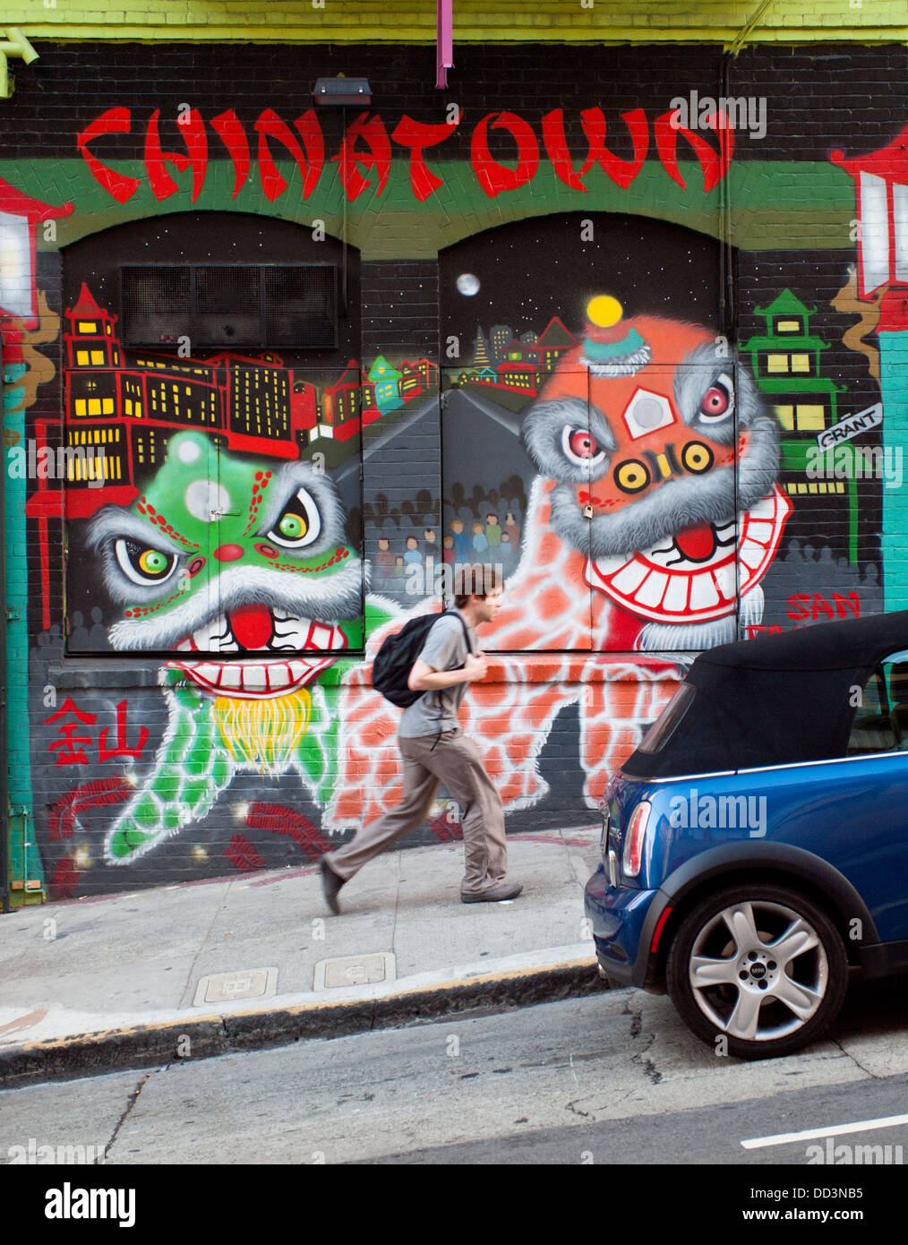Una Chinatown murale sulla strada di Sacramento nella Chinatown di San Francisco. Foto Stock