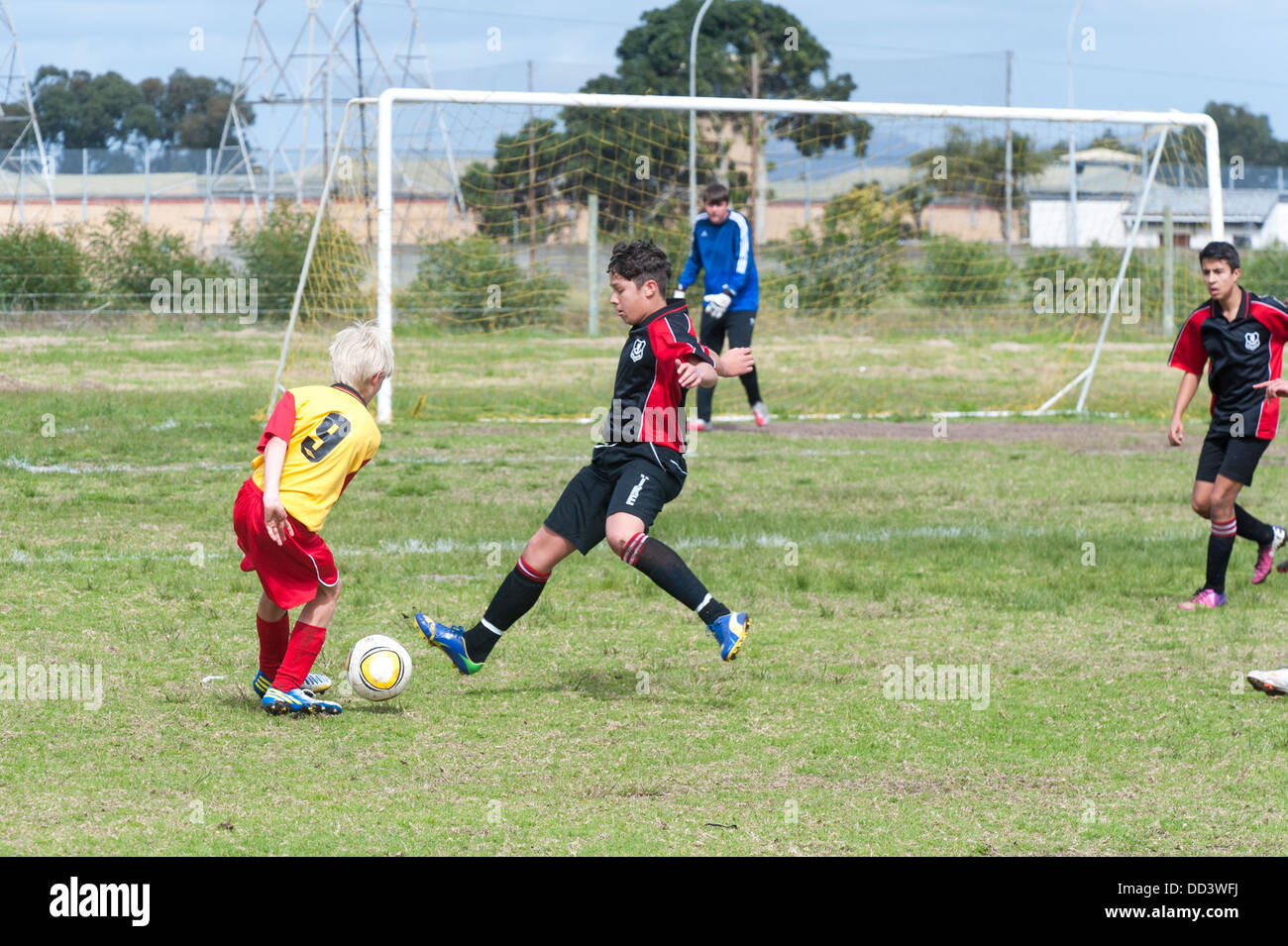 U15B i calciatori in azione giocando una partita di Cape Town, Sud Africa Foto Stock