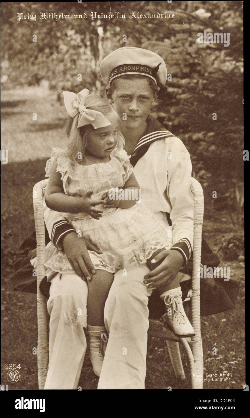 Ak Prinz Wilhelm und Prinzessin alessandrina, Mützenband mit S.M.S. Schriftzug; Foto Stock