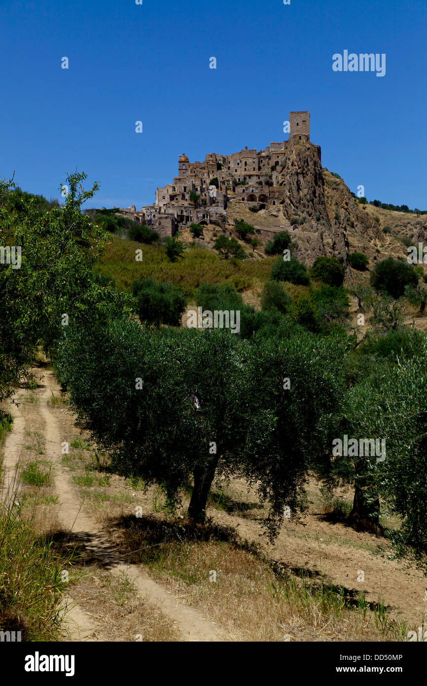 Craco, Matera, Basilicata, Italia, Italia. Villaggio abbandonato di frana. Guardare la lista del World Monuments Fund. Solo editoriale Foto Stock