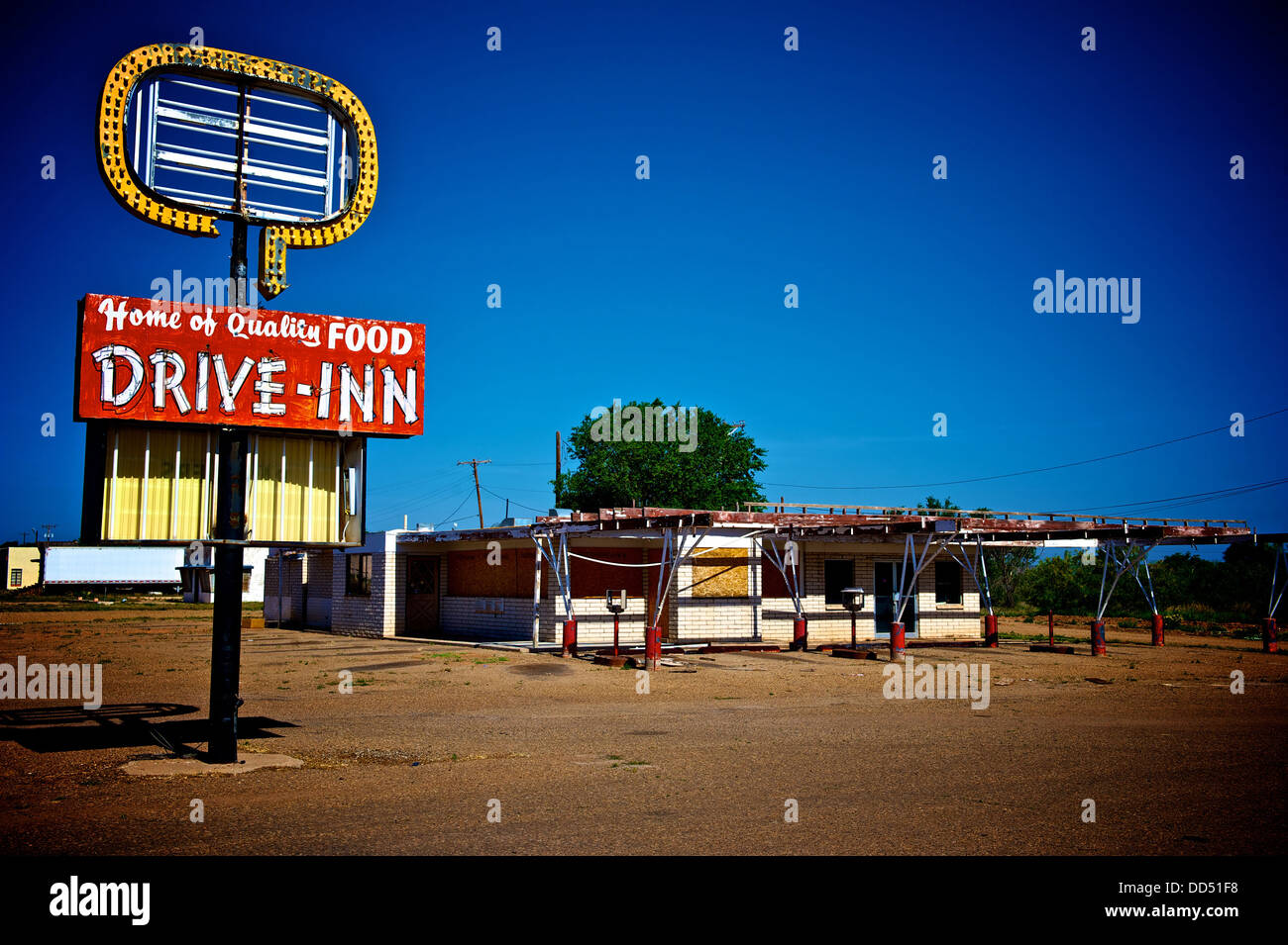 Segno Vintage sul percorso 66 in Tucumcari, Nuovo Messico, STATI UNITI D'AMERICA Foto Stock