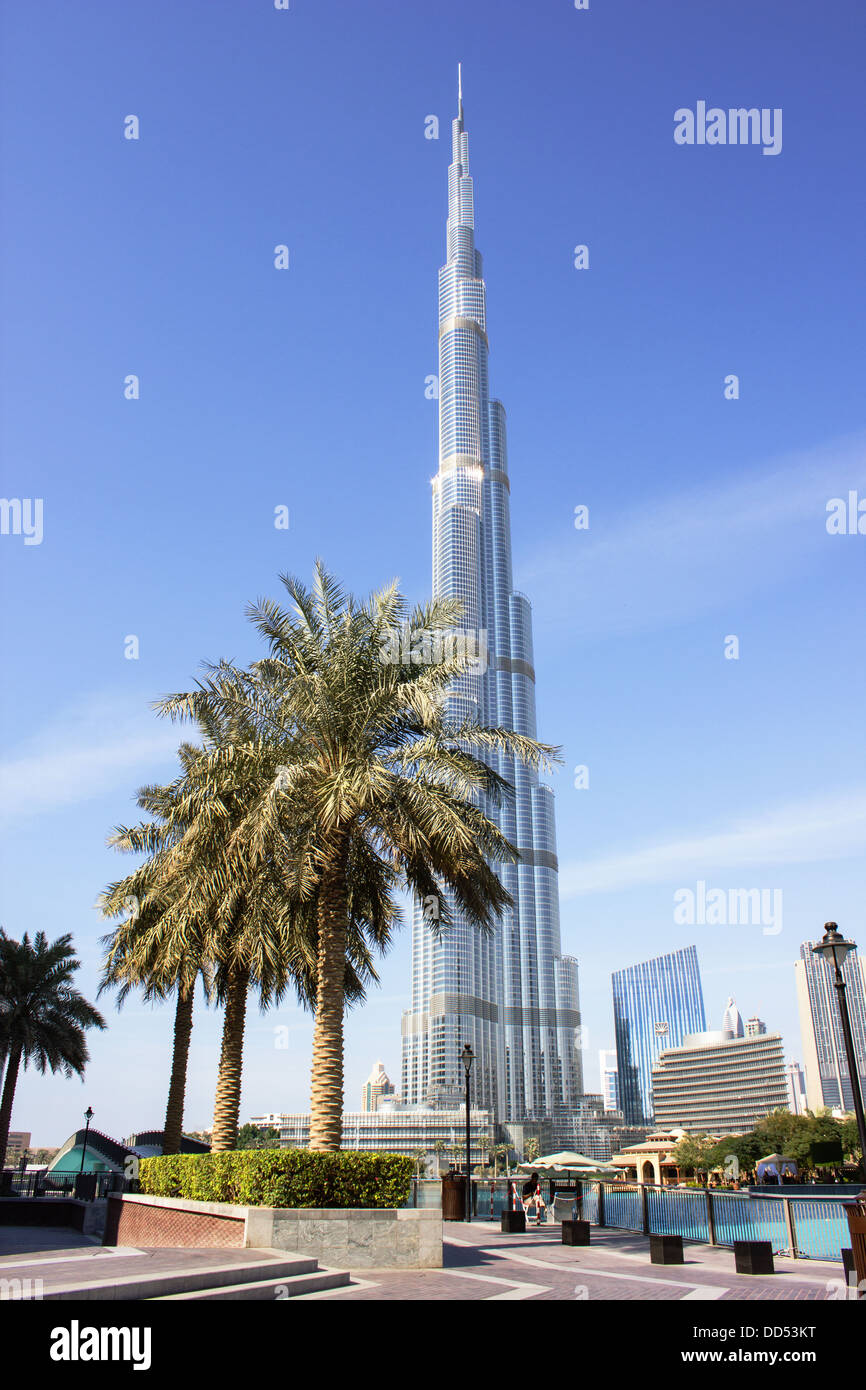 Il Burj Khalifa - le più alte del mondo torre a Downtown Burj Dubai il 14 novembre 2012 a Dubai, Emirati arabi uniti Foto Stock