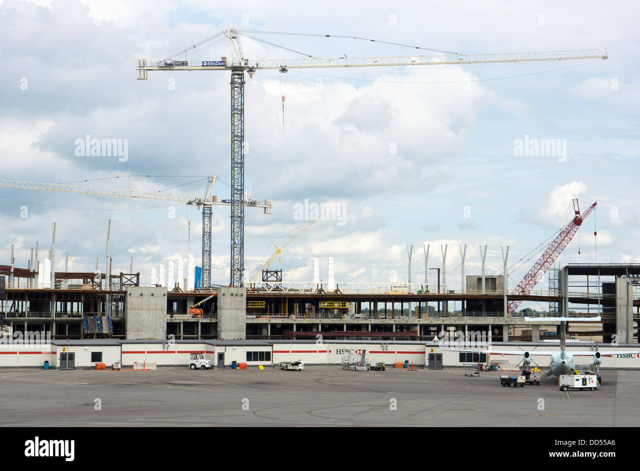 La costruzione del nuovo terminal aeroportuale Foto Stock