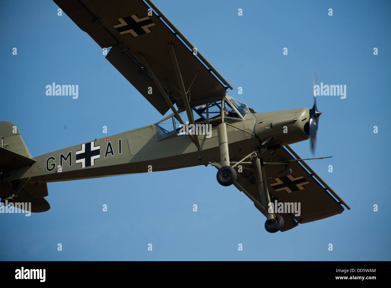 Fiesler Storch WW11 aerei tedeschi a un display di aria Foto Stock
