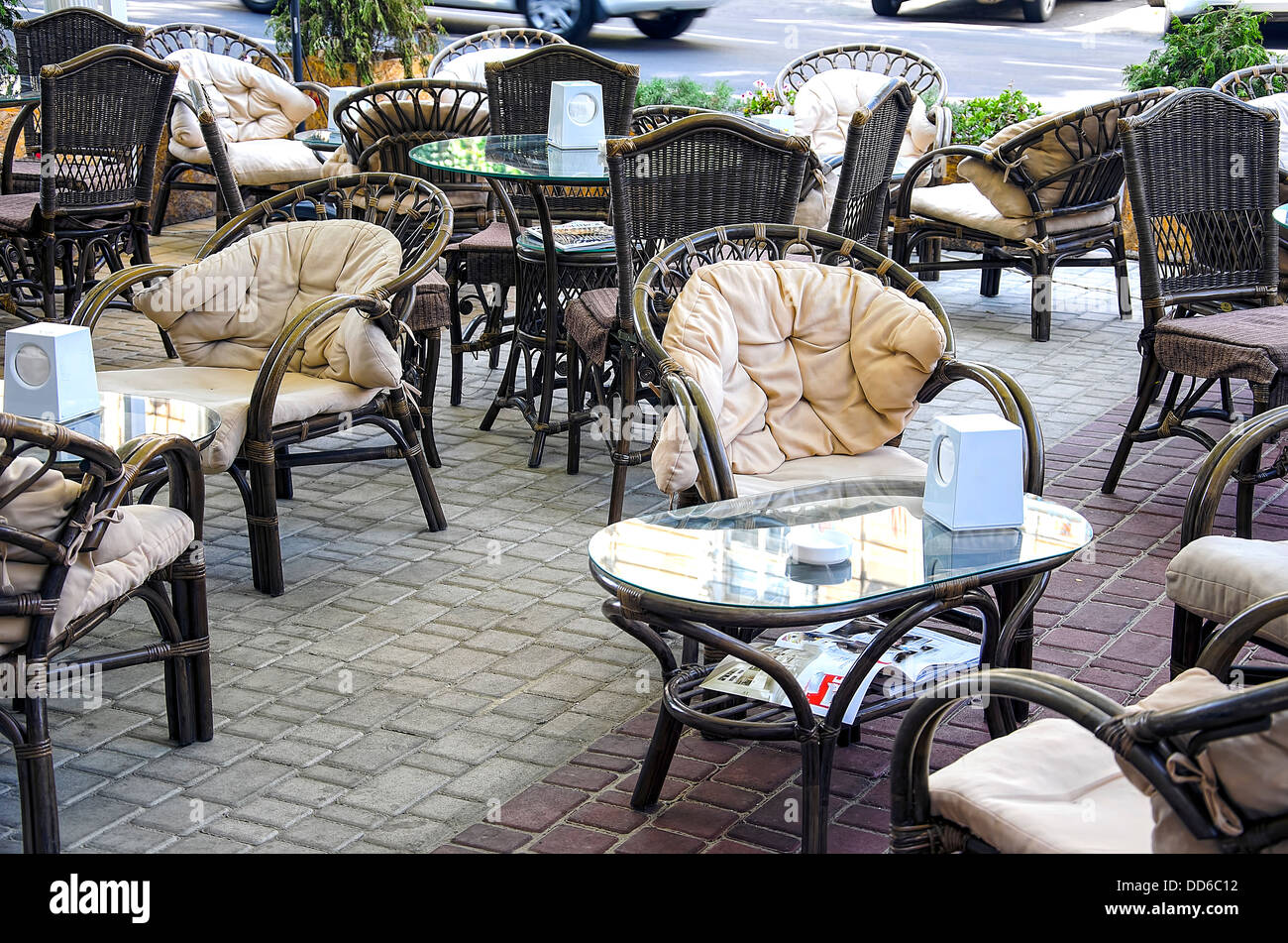 Ristorante vuoti interni nelle tonalità marrone Foto Stock