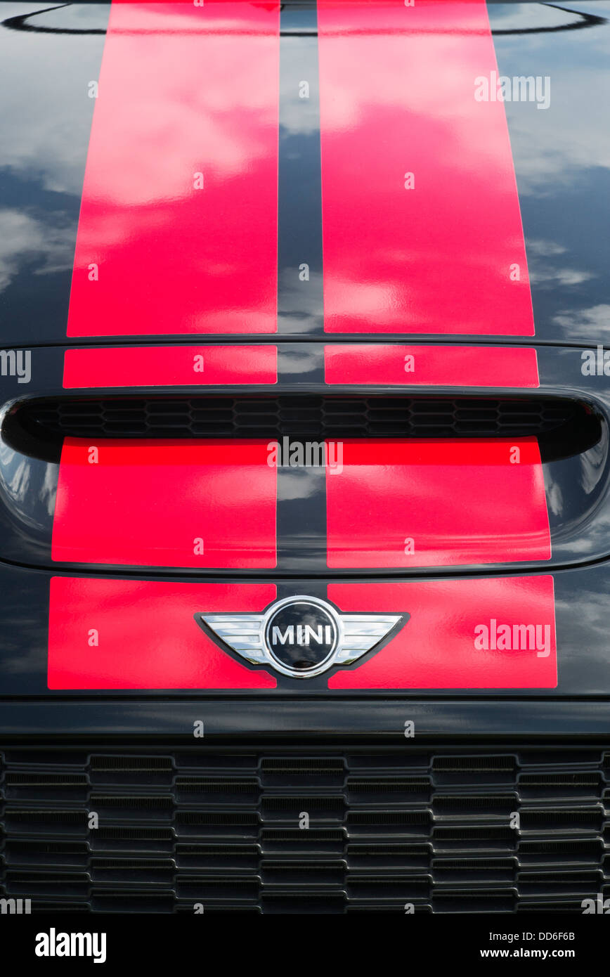 BMW MINI John Cooper Works coupe estremità frontale di dettaglio di badge Foto Stock