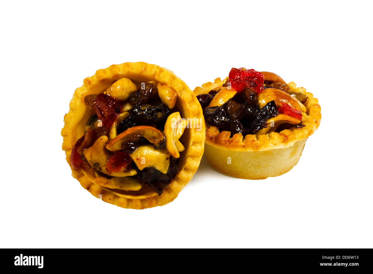 Piccole crostate di frutta isolato su sfondo bianco Foto Stock